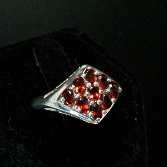 CII Thailand Sterling Silver Garnet Cluster QVC Diamond Shape Ring - Picture 3 of 8